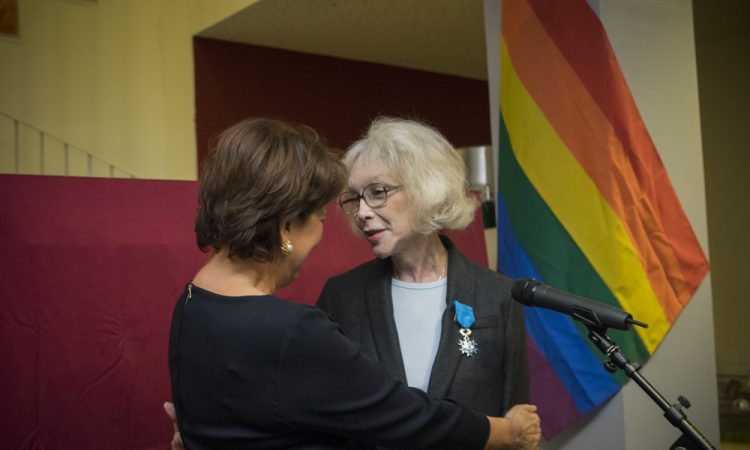 Marie-Pierre Pruvot (Bambi) et Roselyne Bachelot remise de médaille de Chevalier dans l'ordre national du mérite